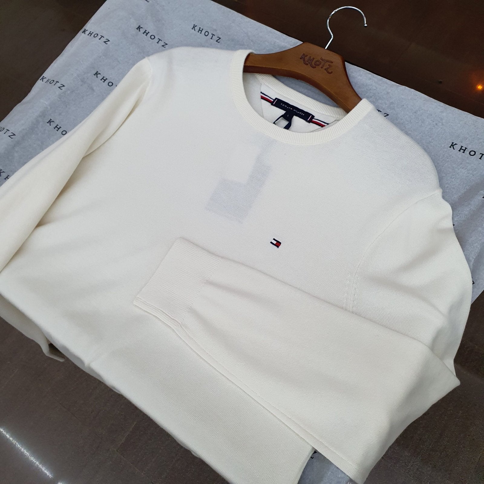 Suéter Tommy Hilfiger Masculino Branco Clássico Padrão da Marca