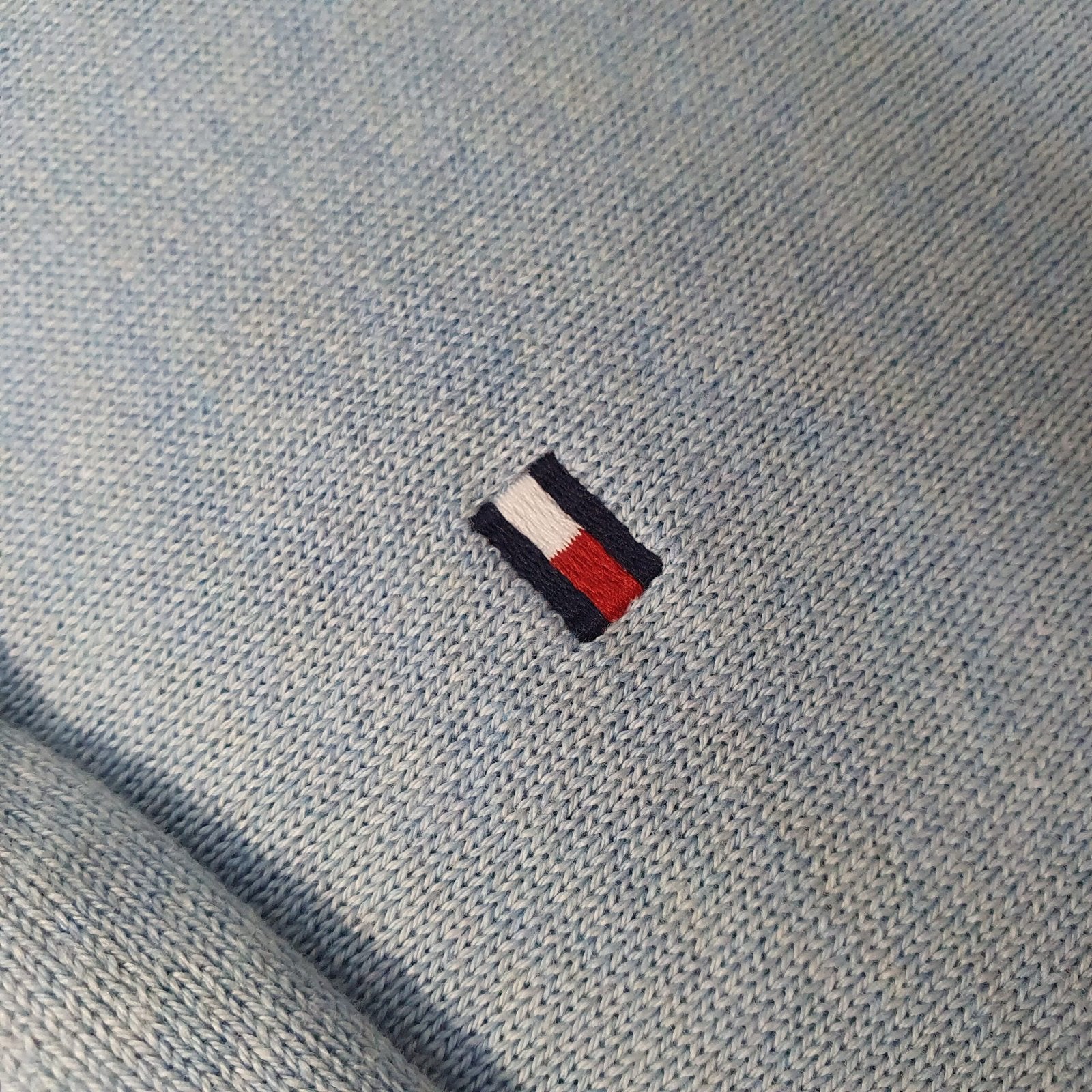 Suéter Tommy Hilfiger Masculino Azul Bebê Clássico Padrão da Marca