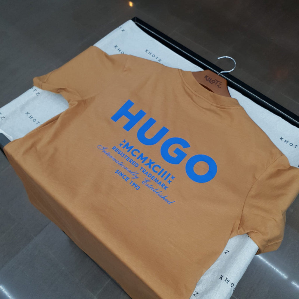 Camiseta Básica Hugo Boss Masculina Marrom Logo Azul