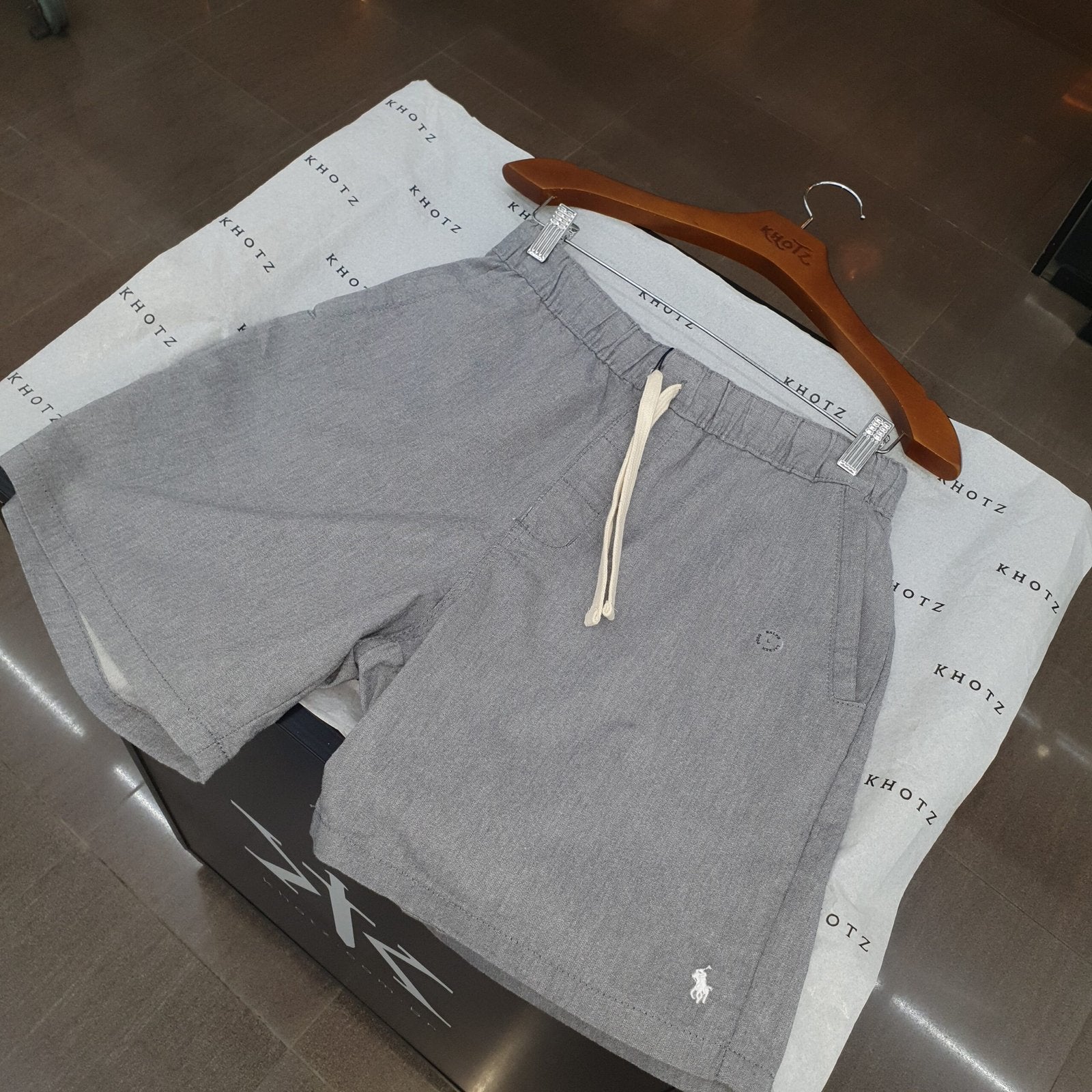 Bermuda Ralph Lauren Masculina Casual Puro Algodão cor Cinzenta