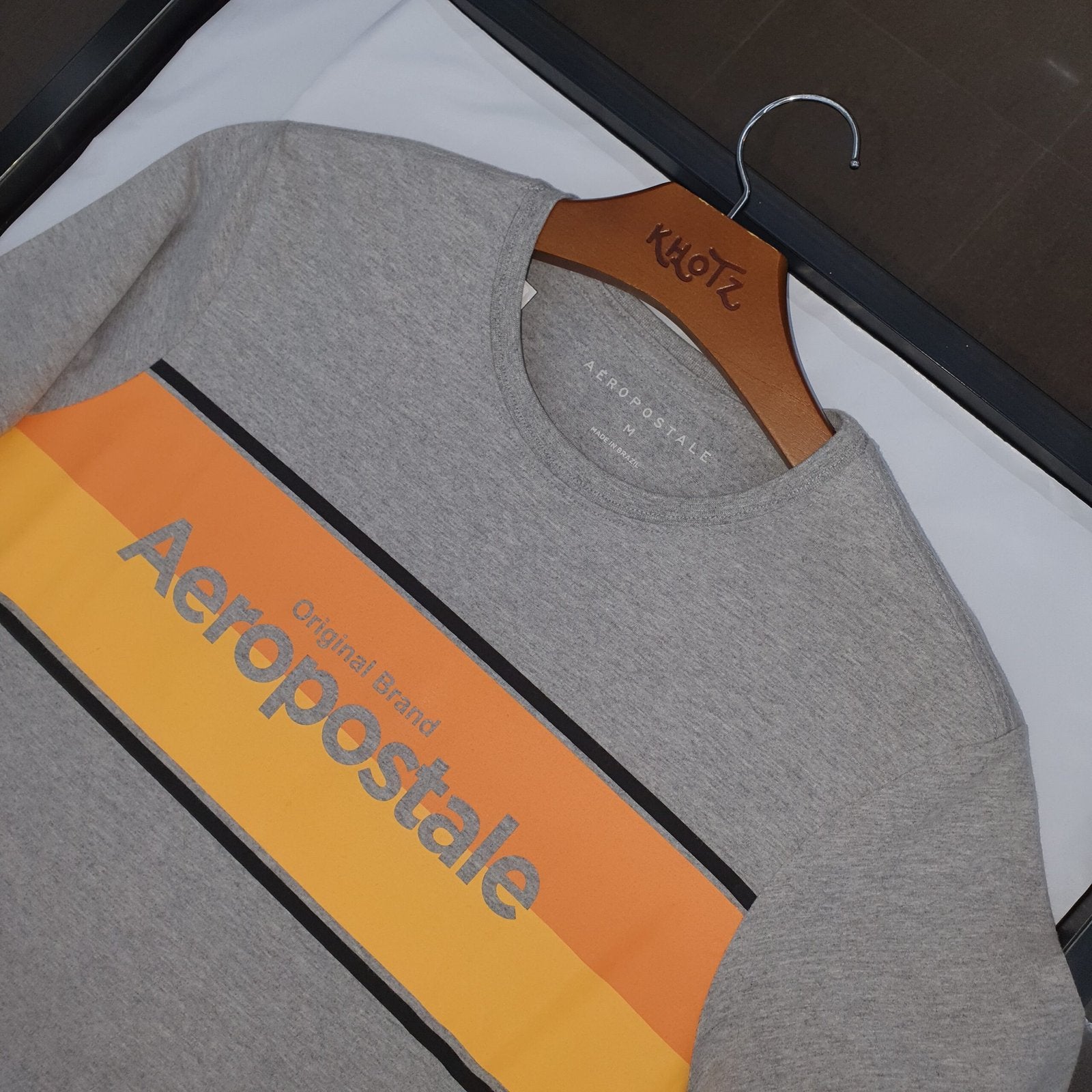 Camiseta Aeropostale Masculina Cinza Gelo Estampa Centralizada