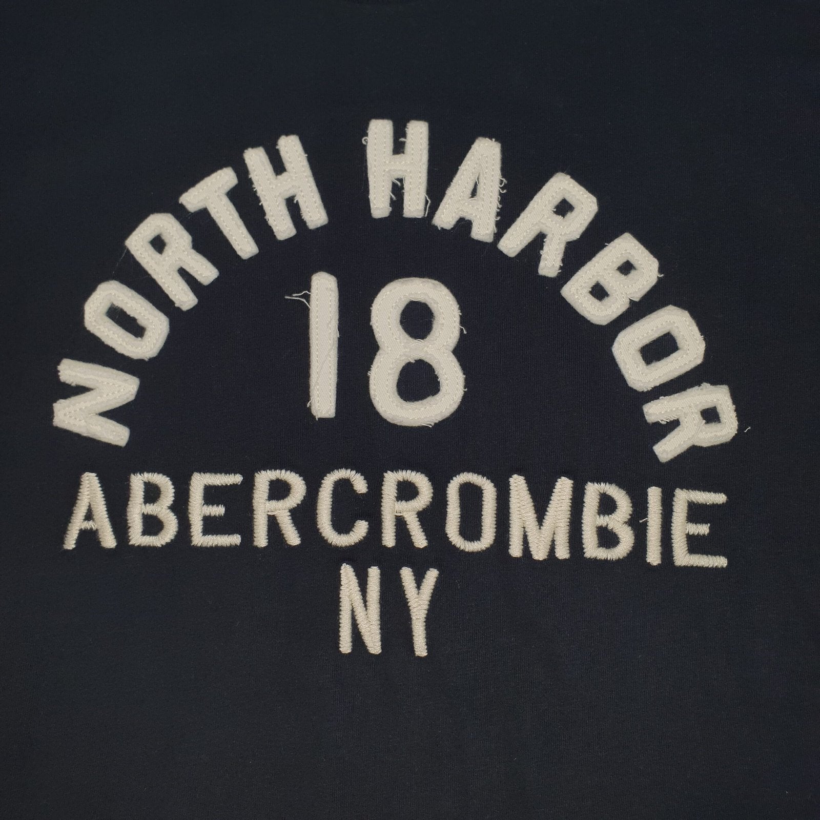 Camiseta Abercrombie Masculina Petróleo Estampa NY