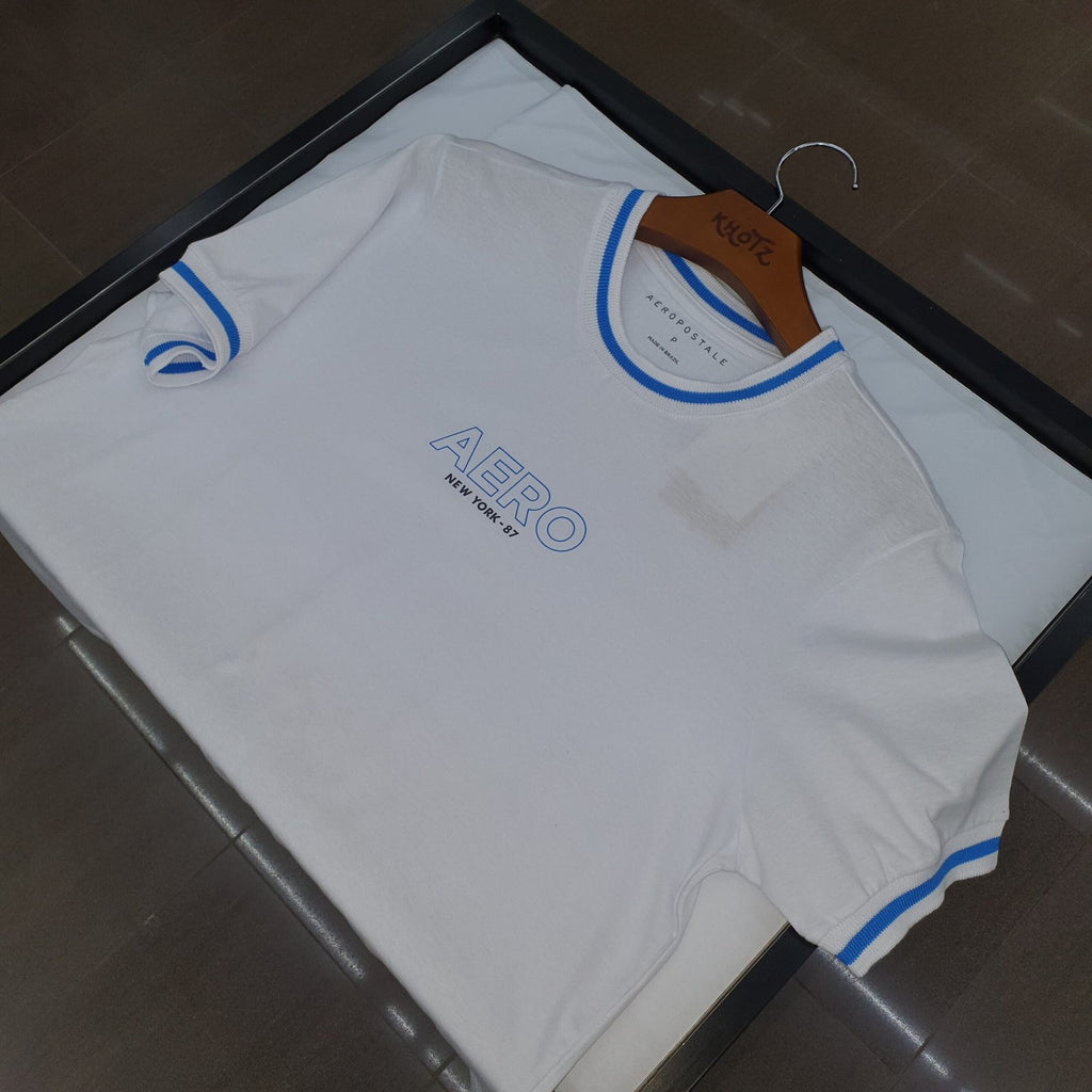 Camiseta Aeropostale Masculina Branca Detalhe na Gola Estampa Clássica