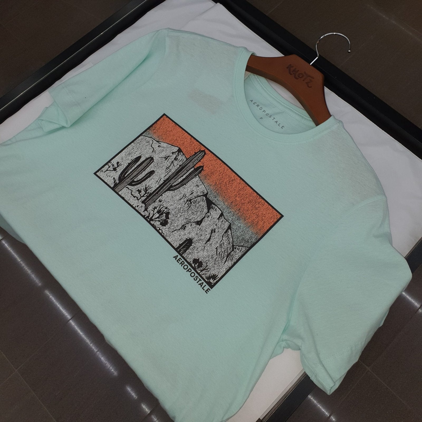 Camiseta Aeropostale Masculina Verde Água Estampa Cactus