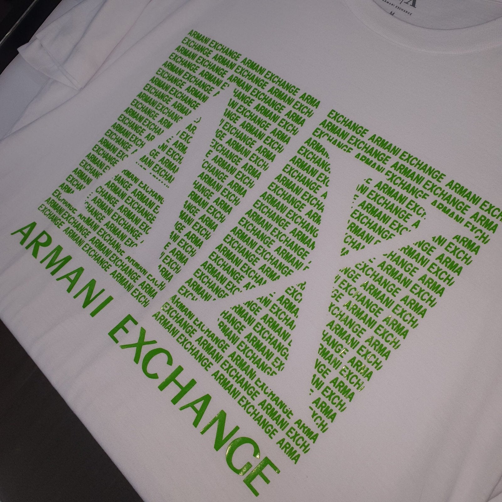 Camiseta Armani Exchange Masculina Branca Estampa AX