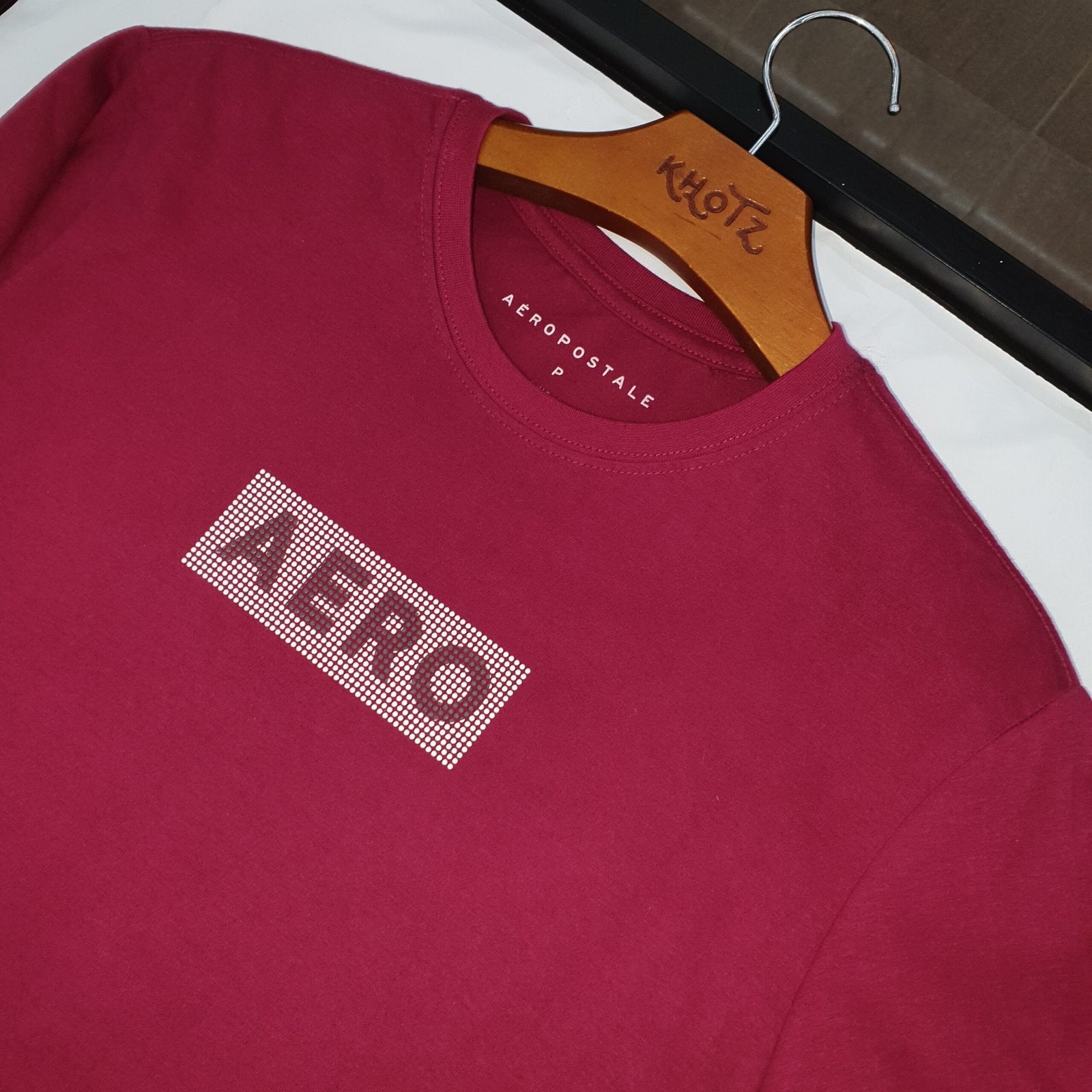 Camiseta Aeropostale Masculina Bordô Estampa Emborrachada
