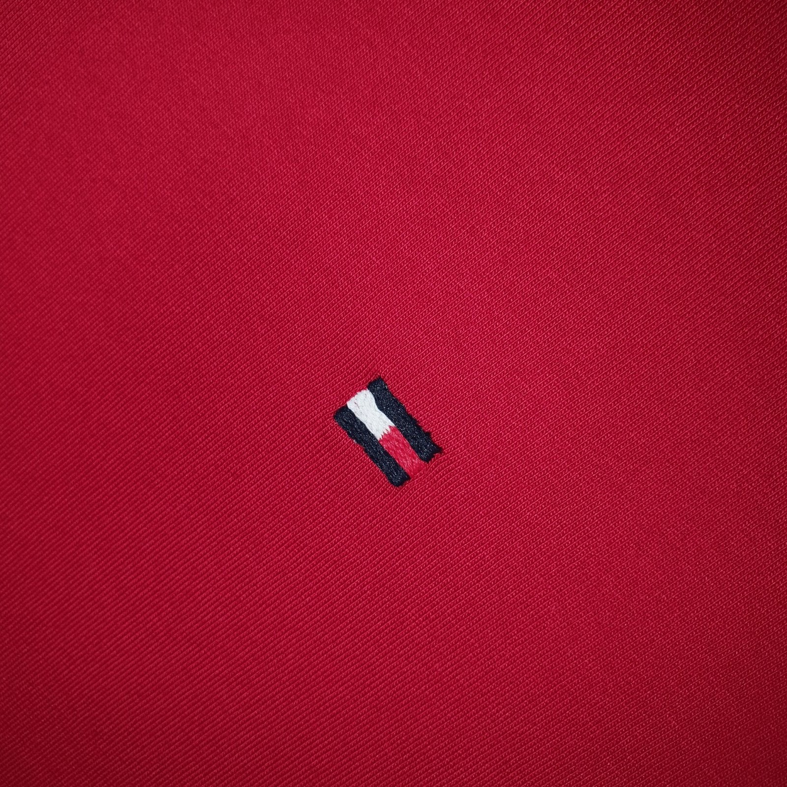 Camiseta Básica Tommy Hilfiger Masculina Vermelha Clássica