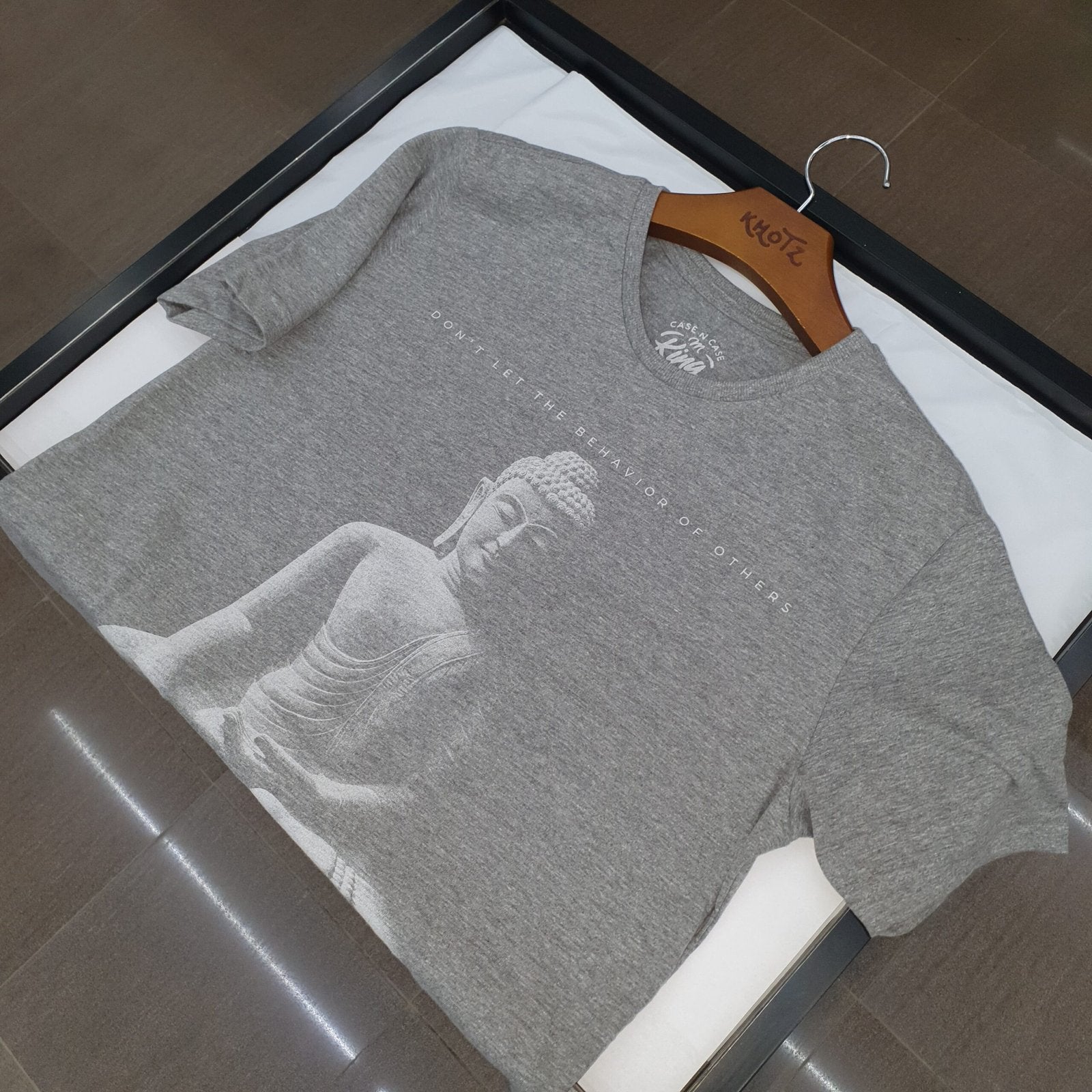 Camiseta King&Joe Masculina Cinza Estampa Tailândia