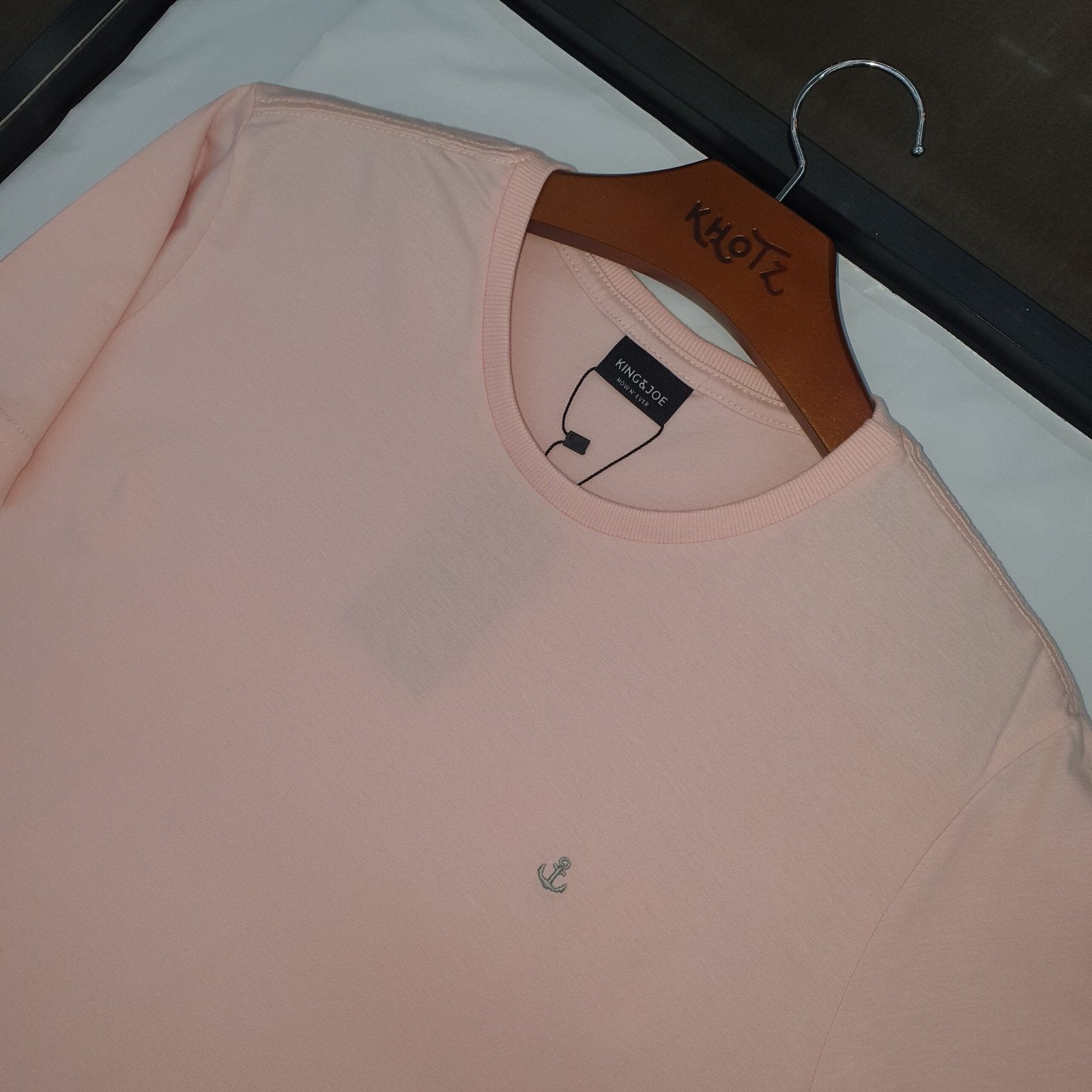 Camiseta Básica king&Joe Masculina Rosa Bebê Logo Cinza