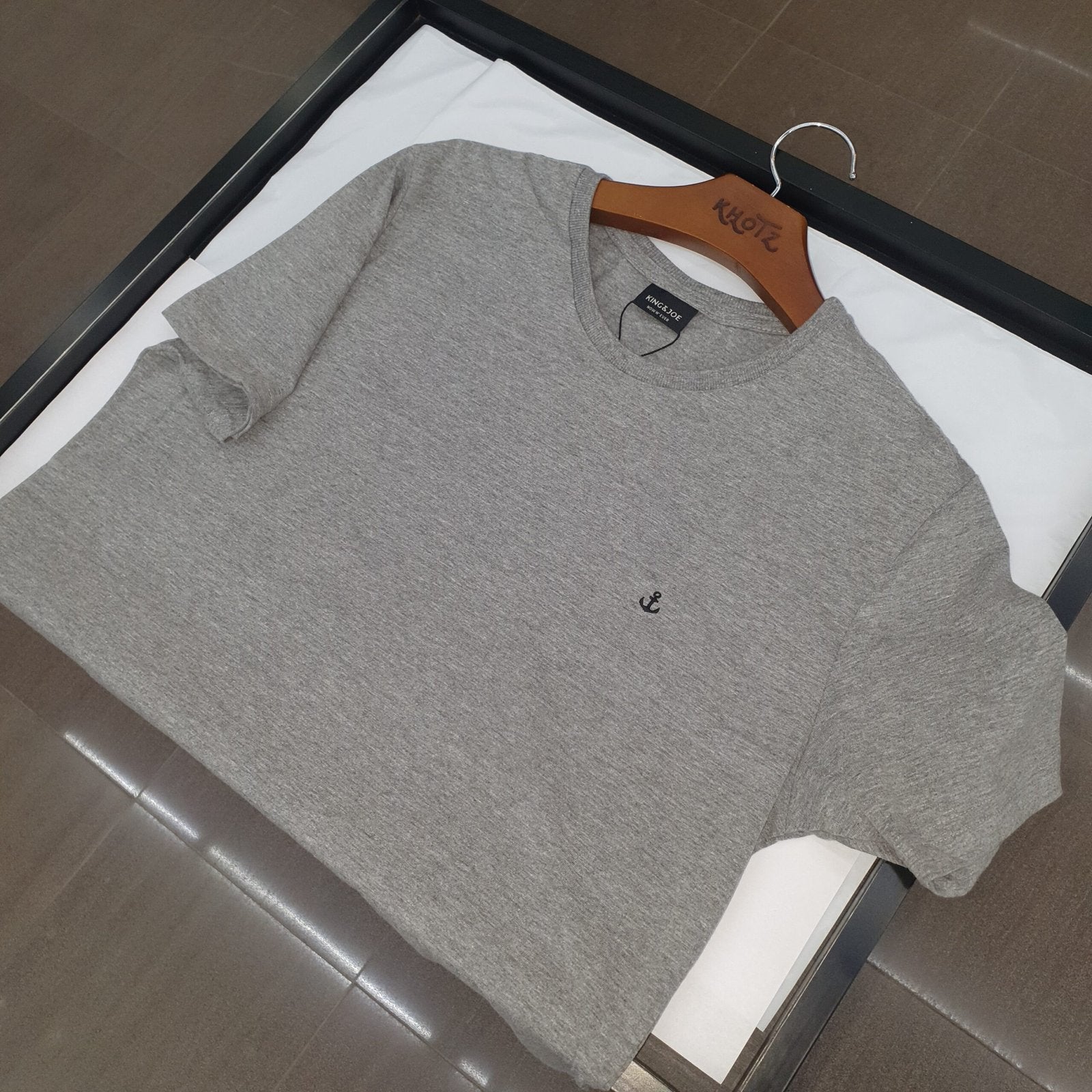Camiseta Básica king&Joe Masculina Cinza Logo Preto