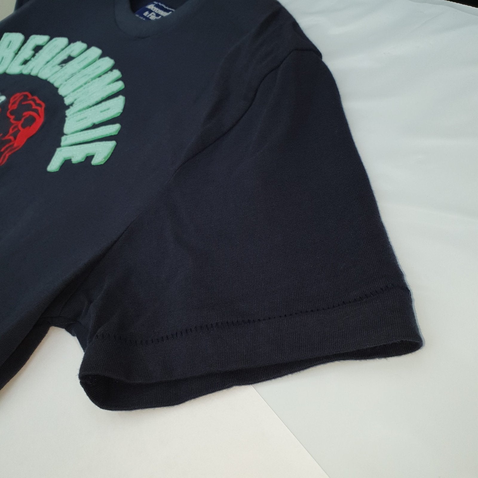 Camiseta Abercrombie Masculina Grafite Estampa Southern 92