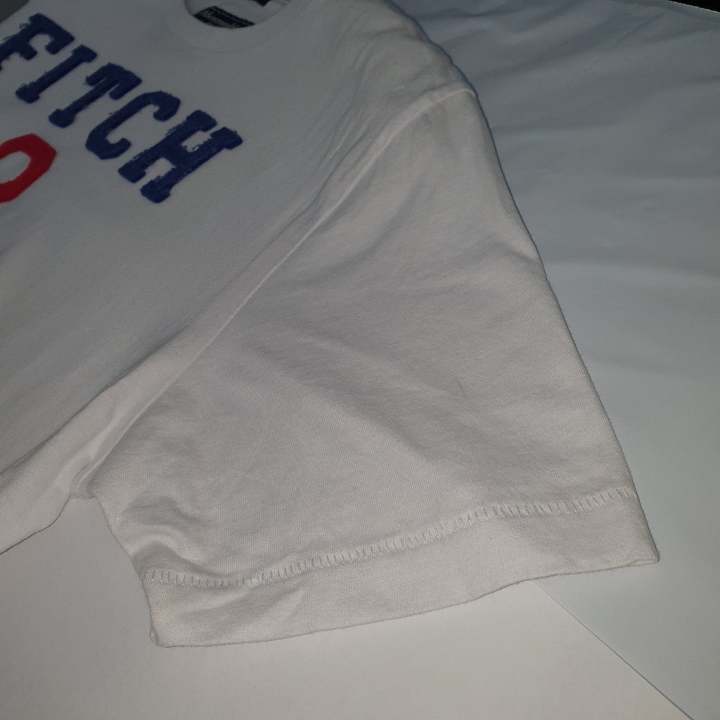Camiseta Abercrombie Masculina Branca Estampa Fitch