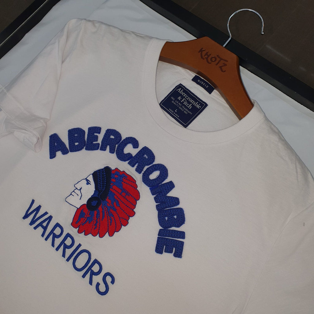 Camiseta Abercrombie Masculina Branca Estampa Índio Warriors