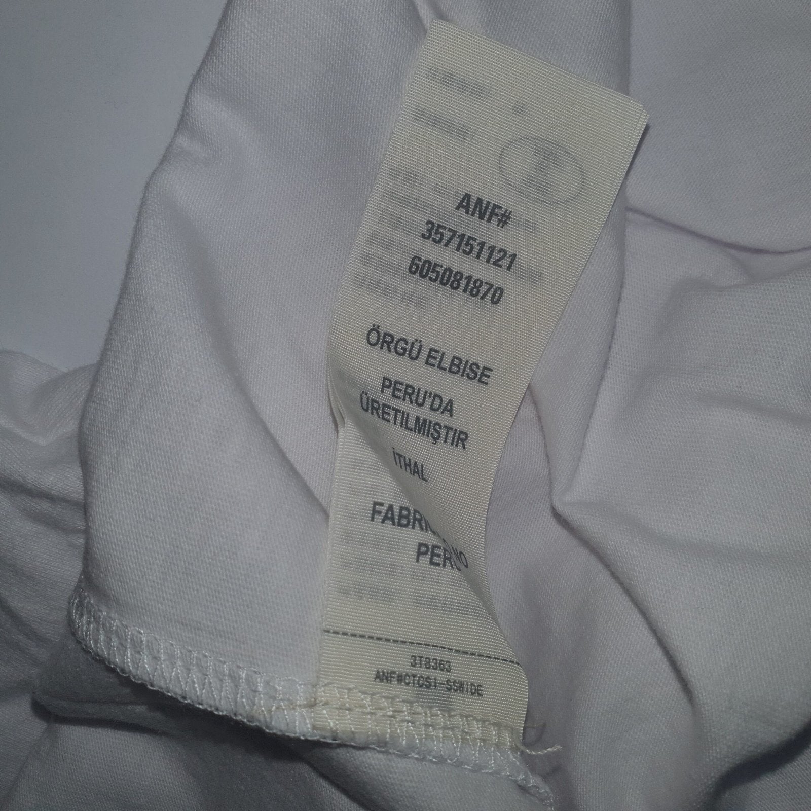 Camiseta Abercrombie Masculina Branca Estampa Índio Warriors