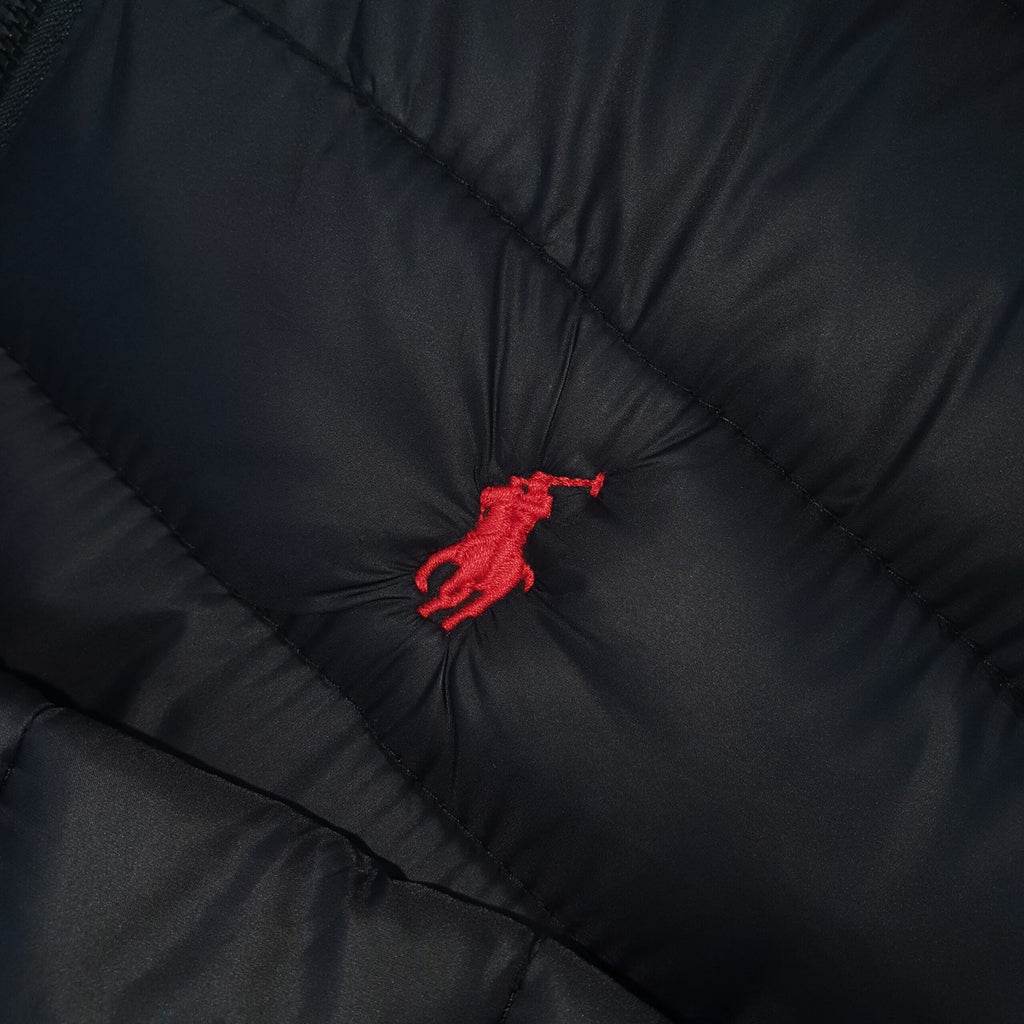 Jaqueta Puffer Ralph Lauren Capuz retirável Preta com Pony Vermelho