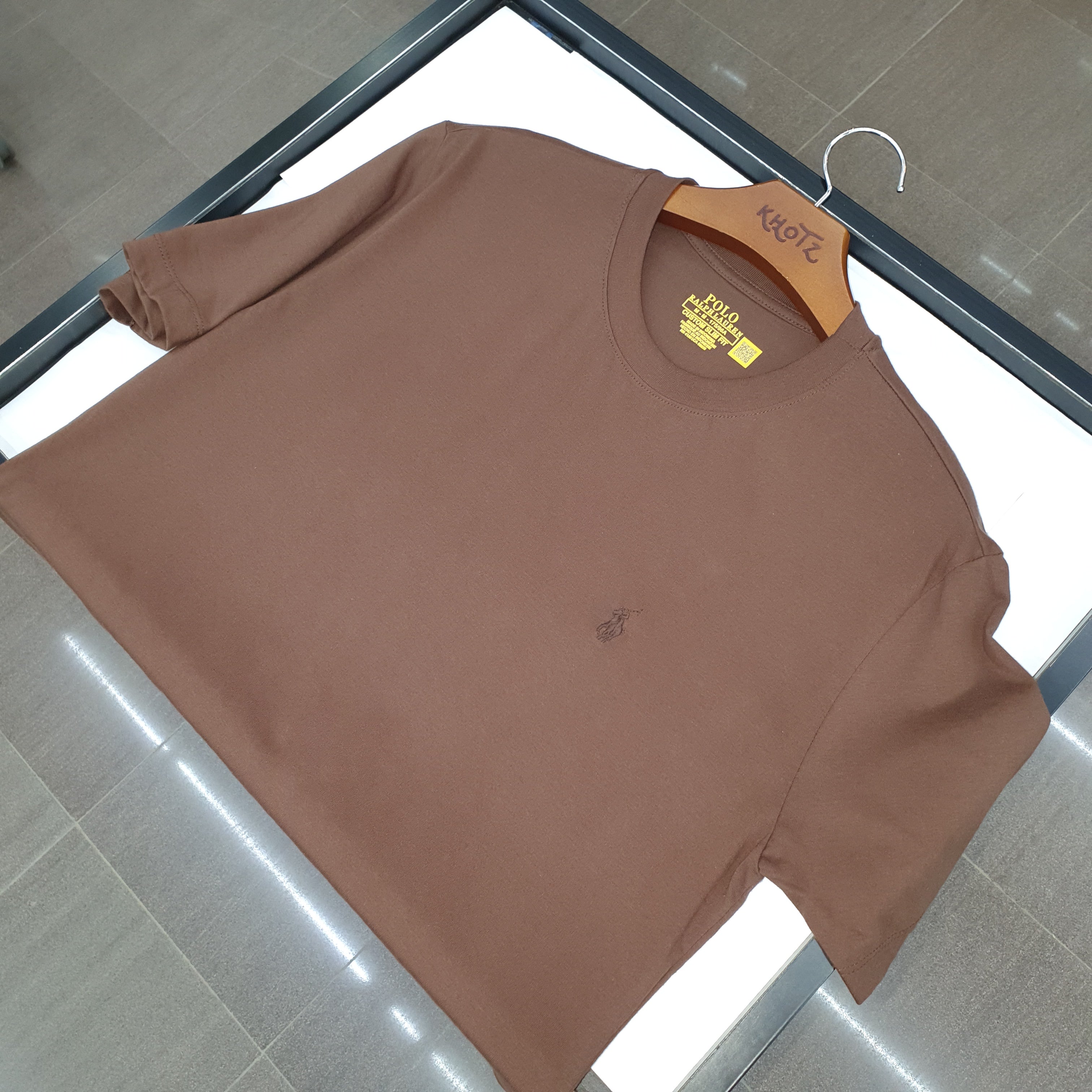 Camiseta Básica Masculina Supima Siliconada Ralph Lauren Marrom Monocromática