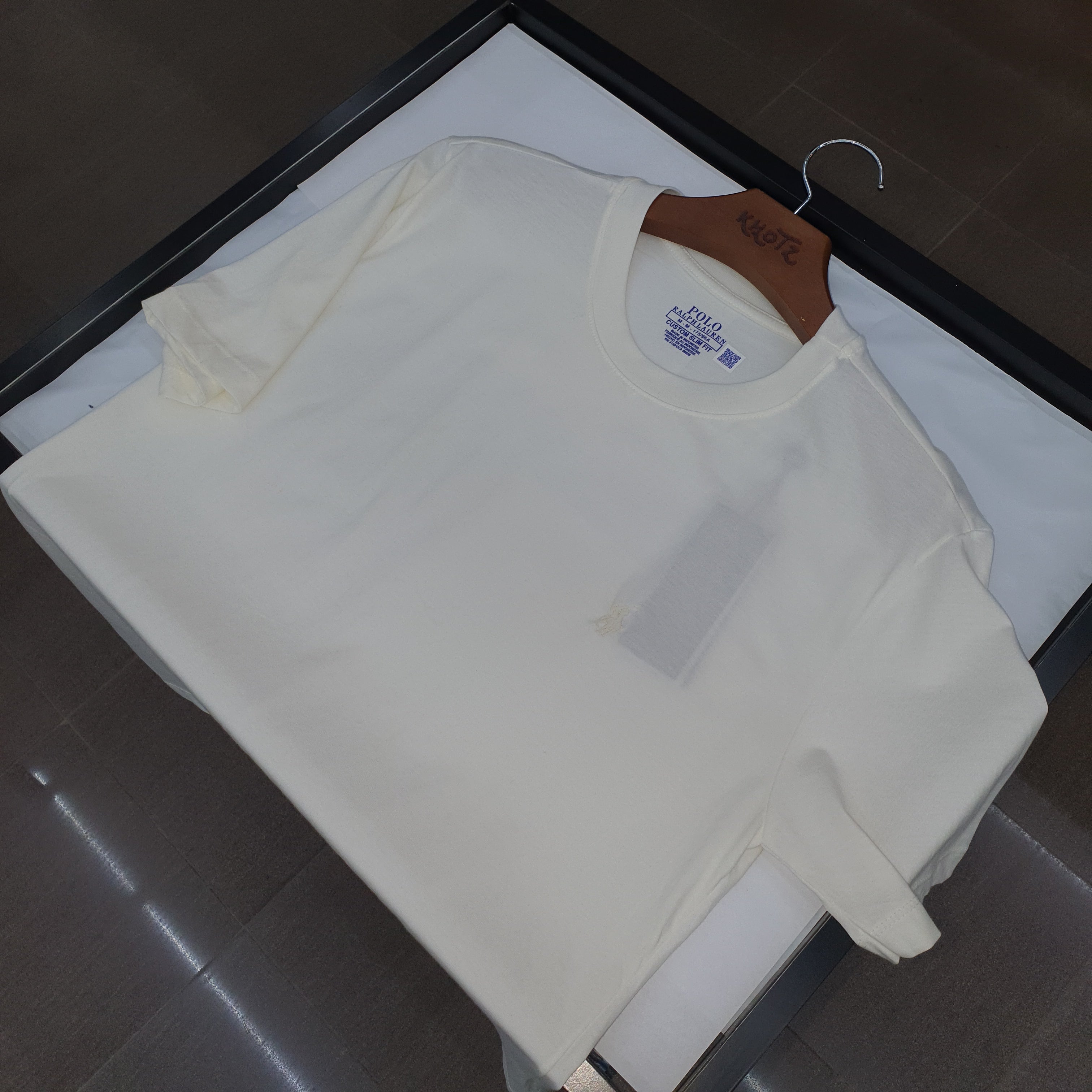 Camiseta Básica Masculina Supima Siliconada Ralph Lauren Branca Monocromática