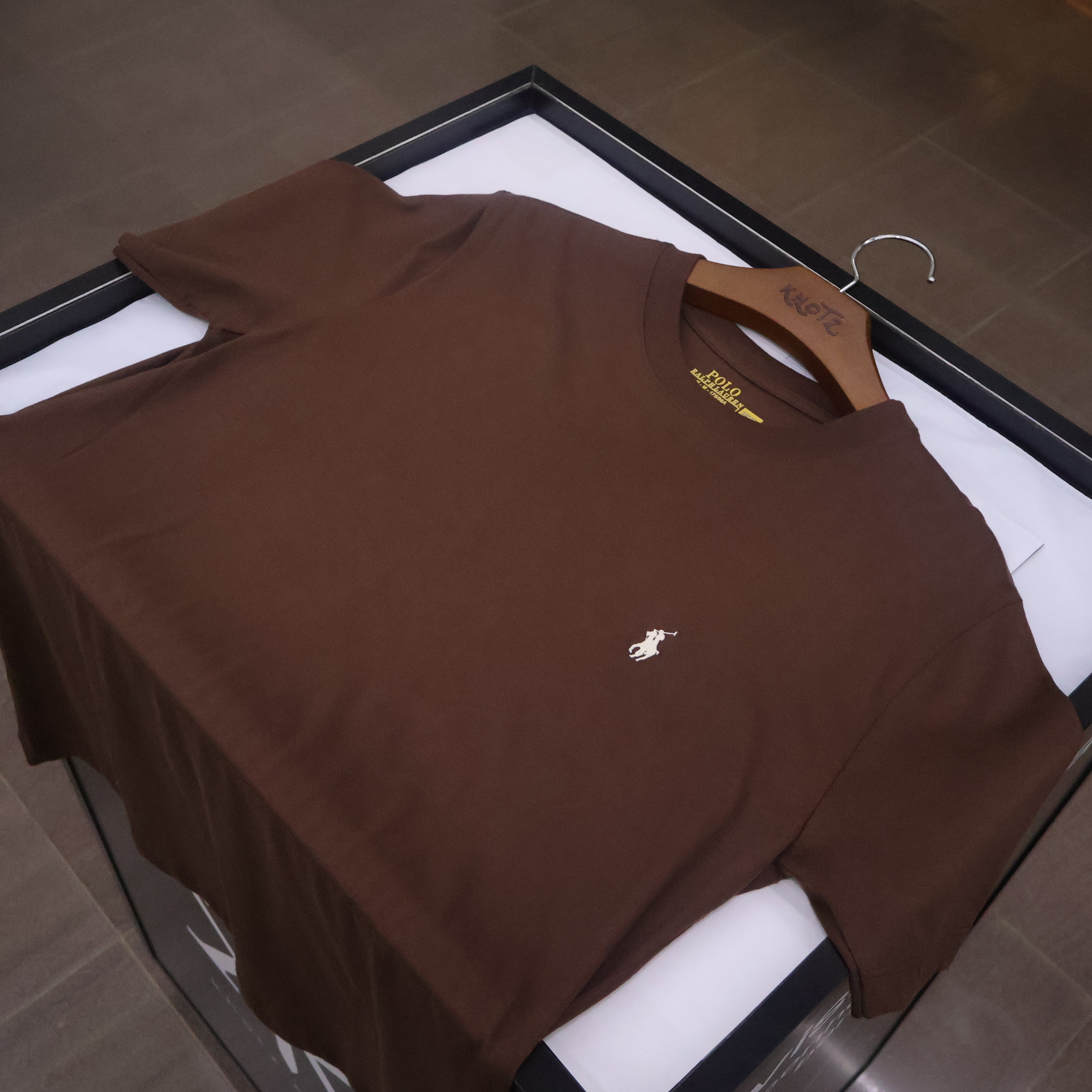 Camiseta Básica Masculina Supima Siliconada Ralph Lauren Marrom Pony Creme