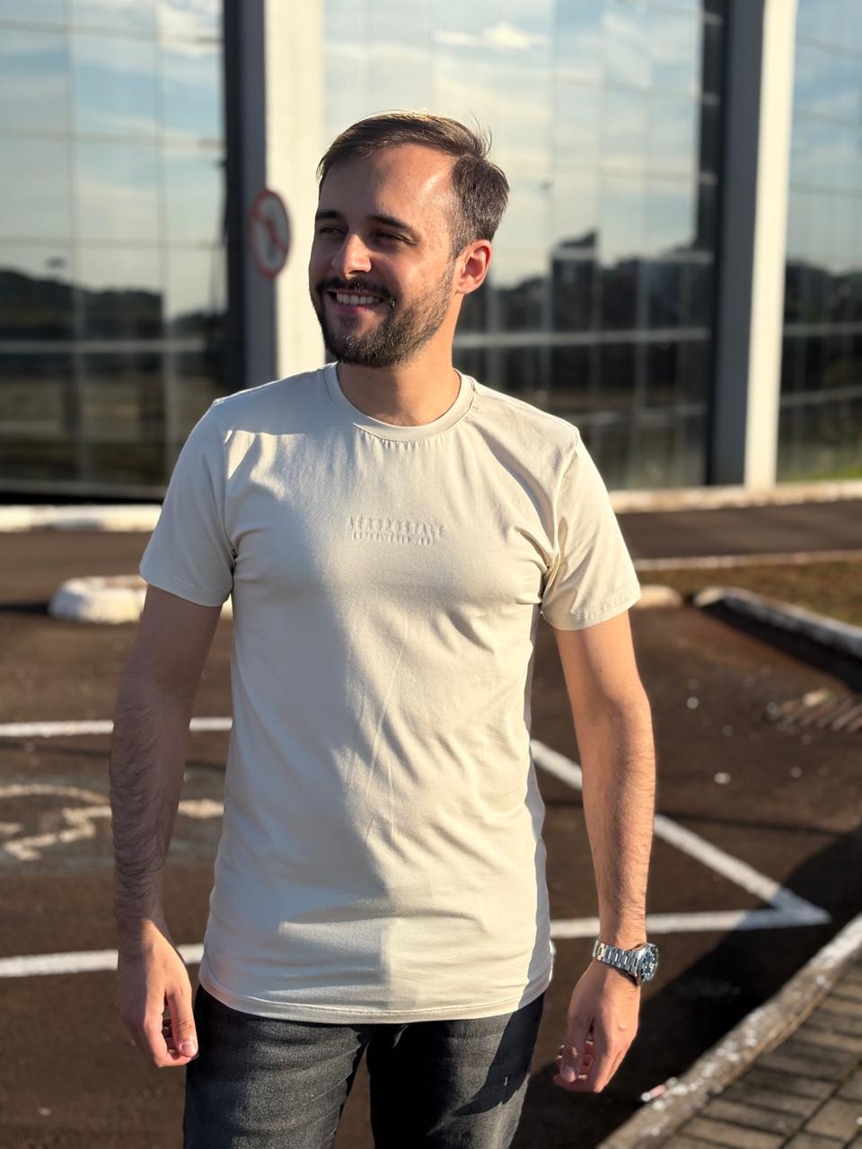 Camiseta Aeropostale Masculina Branca Estampa Minimalista Tecido Pima