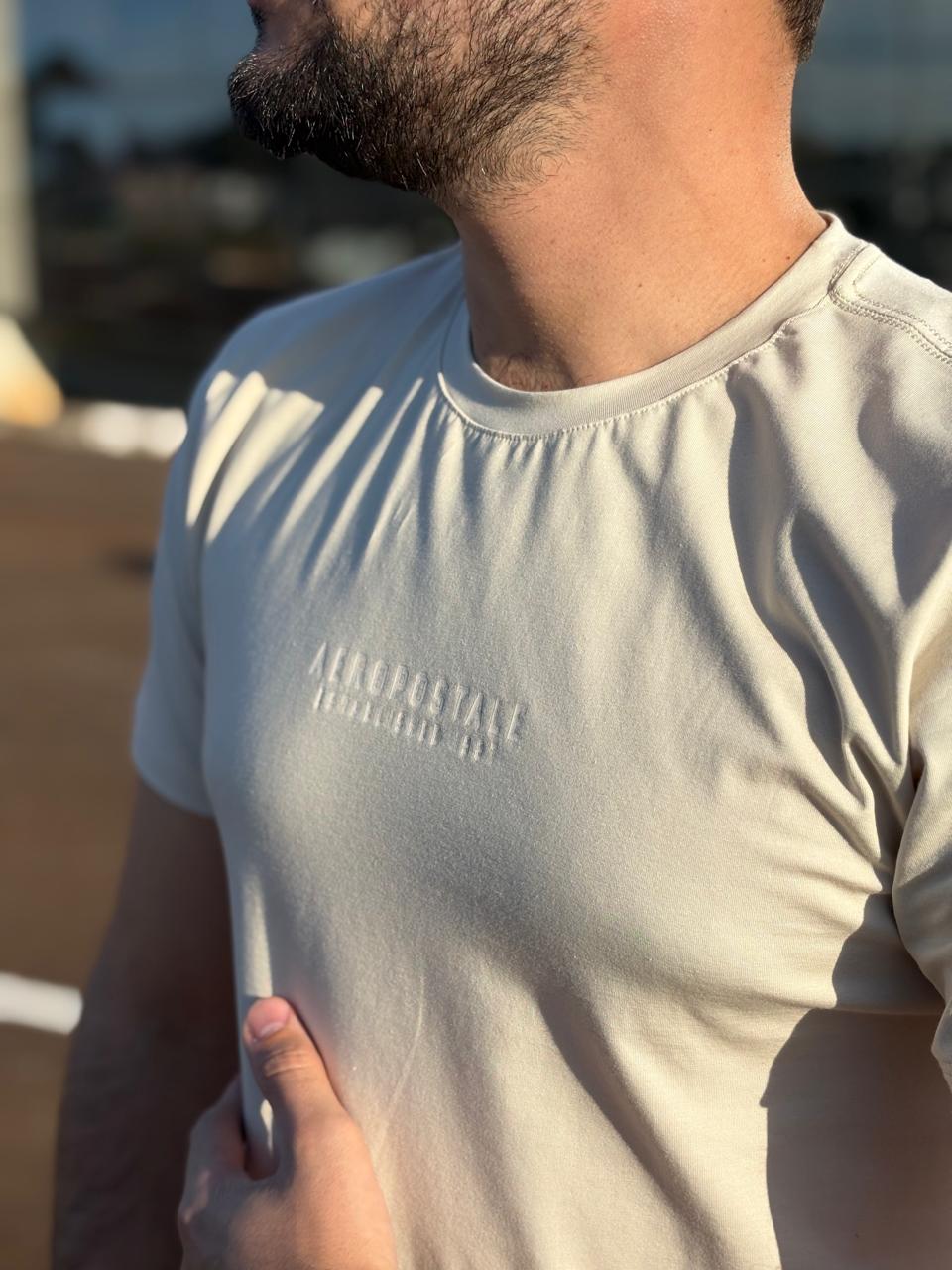 Camiseta Aeropostale Masculina Branca Estampa Minimalista Tecido Pima