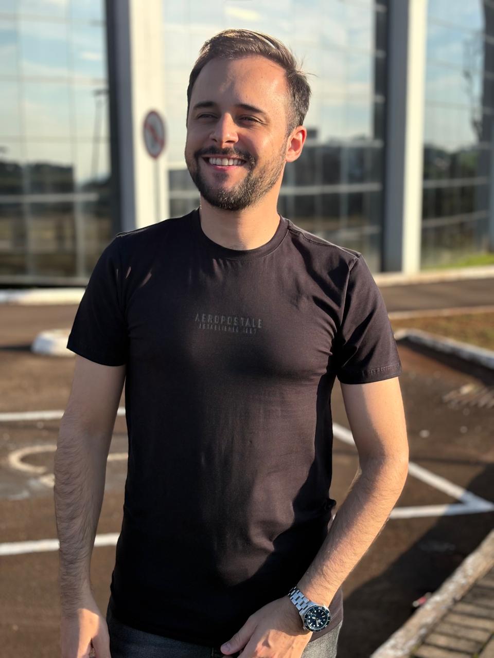 Camiseta Aeropostale Masculina Preta Estampa Minimalista Tecido Pima