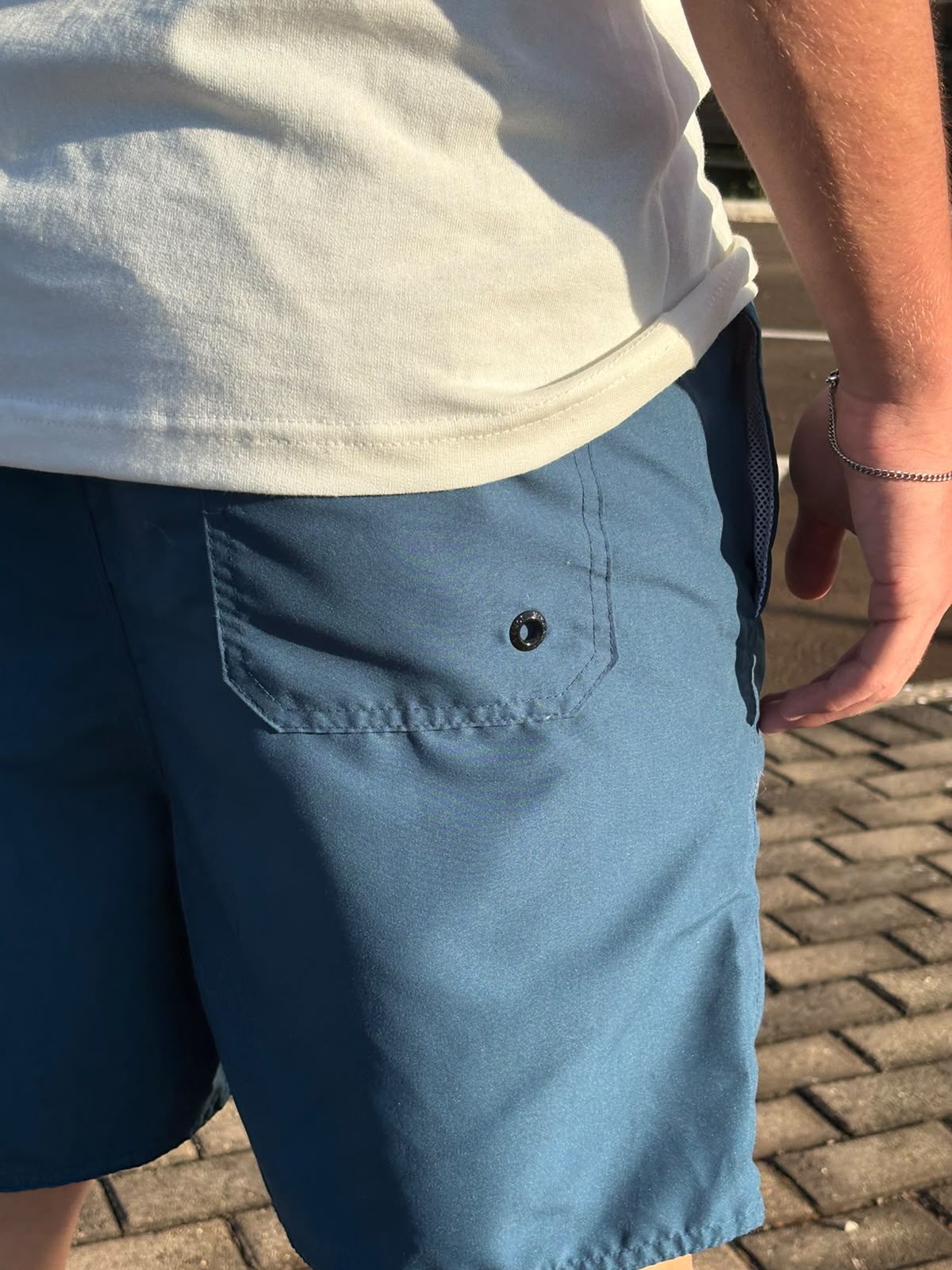 Shorts Praia Masculino King&Joe Liso Respirável cor Azul Mediterrâneo