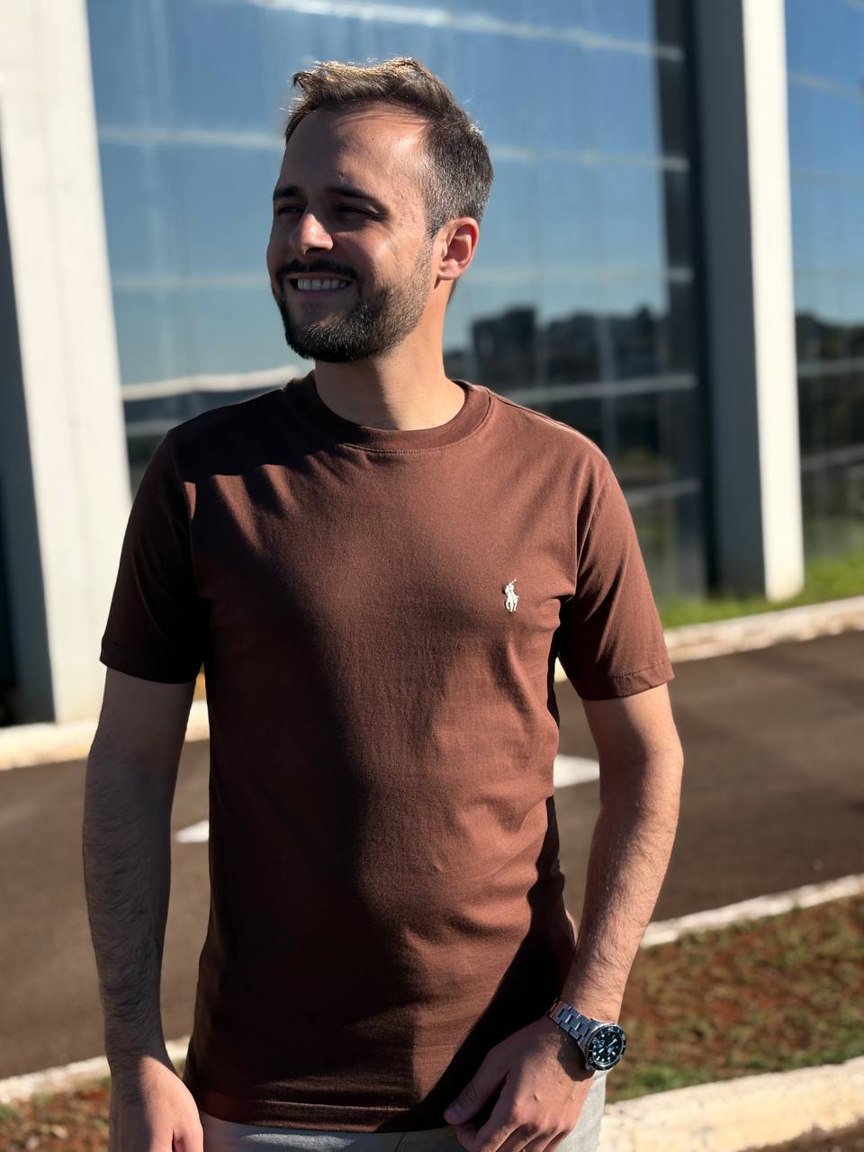 Camiseta Básica Masculina Supima Siliconada Ralph Lauren Marrom Pony Creme
